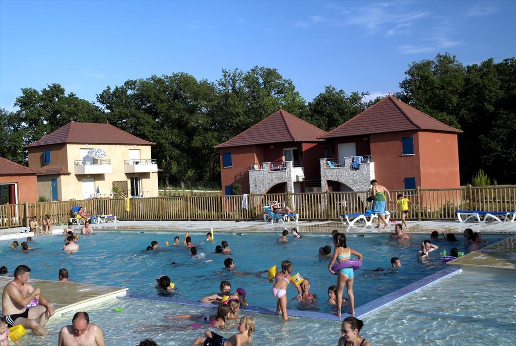 Terres De France - Domaine De Claire Rive Hotel Prayssac ภายนอก รูปภาพ