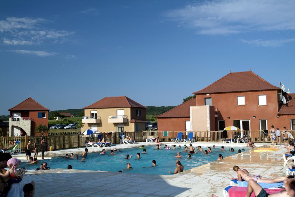 Terres De France - Domaine De Claire Rive Hotel Prayssac ภายนอก รูปภาพ